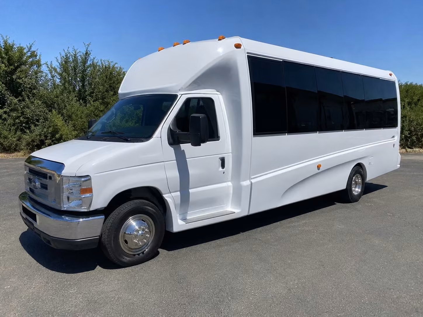 bachelorette birthday and party bus rentals in lawrence