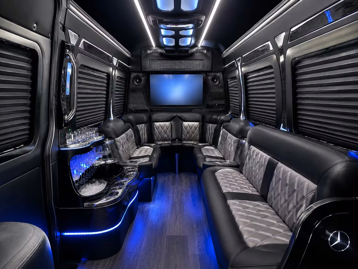 safe reliable prom transportation from lawrence to kansas city venues