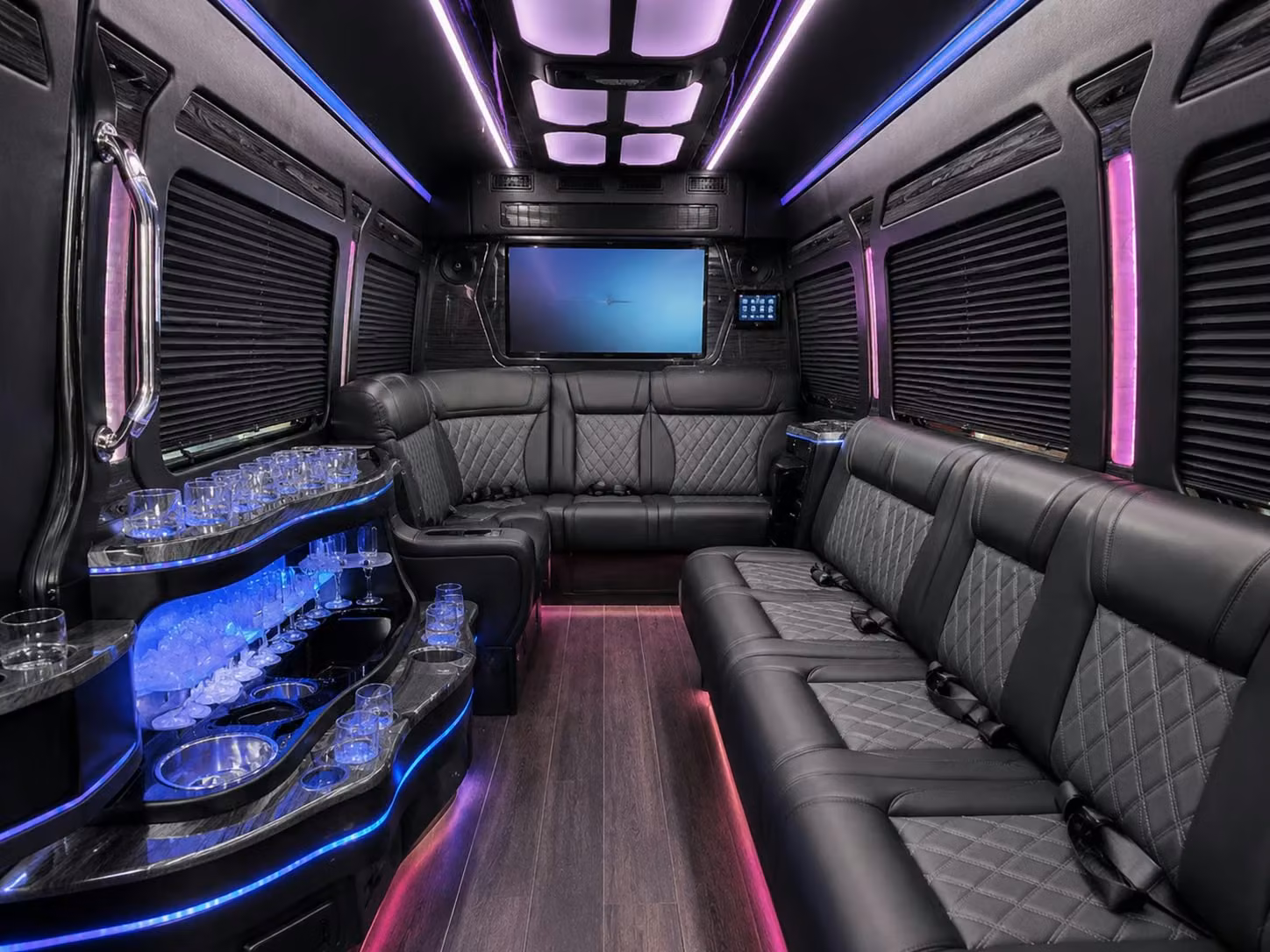 shuttle buses for outdoor festivals and events near lawrence kansas