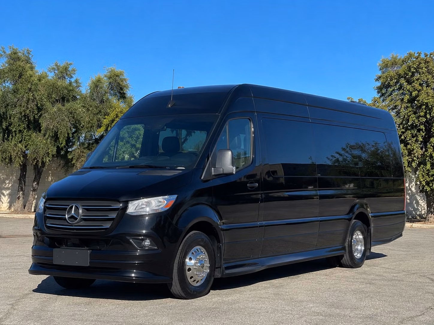 transportation serving lawrence and nearby cities